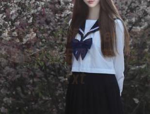 YouMi尤蜜荟 – 小海臀Rean梦幻睡衣套图，用高清传达出无限甜美与迷人魅力！.txt