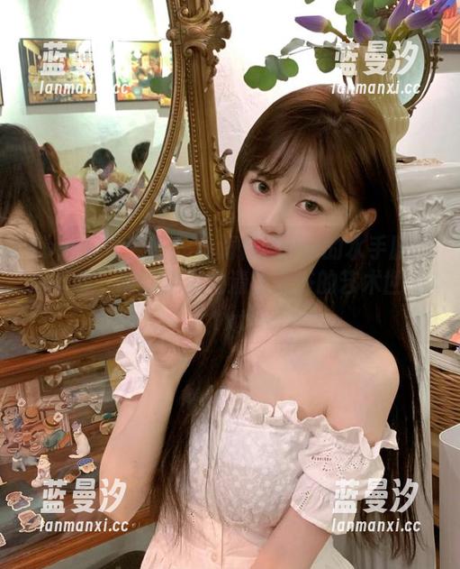 YouMi尤蜜荟 - 小海臀Rena的水手服图包下载，带你走进她清新脱俗的艺术世界.txt
