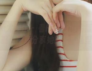 YouWu尤物馆 – 看FoxYini孟狐狸如何驾驭礼服，图库分享她的逆天造型！.txt