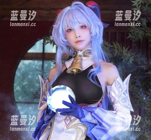 aqua水淼的无圣光之旅，崩铁卡芙卡套图展现另一个自己.txt