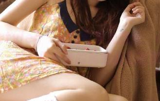 beautyleg – 私拍合集大放送：Avril灰丝，缔造属于她的私密摄影故事.txt