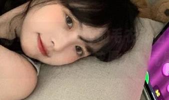 beautyleg – Ruby的毛衣私拍写真作品，展现冬季时尚与浓厚人文气息.txt