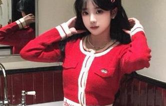 pans – 发现叮当私拍美脚图包中的独特魅力与时尚风格.txt