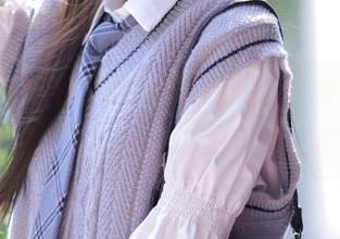 pans – 欣赏妮妮的制服魅力，免费获取精美美图，带你进入她的缤纷世界！.txt