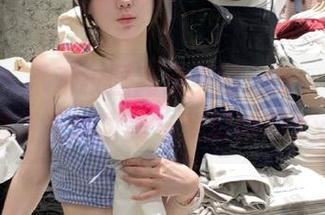 pans – 禾禾校园高清美图分享，重温校园时光的甜美与梦幻瞬间.txt