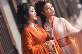 七七娜娜子印象深刻的福利图集，㭴野牛牛女仆展现魅力无限！.txt