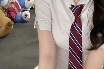 丽柜 – 怡萱的美食人生：高清写真集记录厨娘的幸福时光.txt