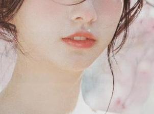 丽柜 – 细细品味菲菲的私拍图集，厨娘之路的每一幕都充满了生动气息.txt