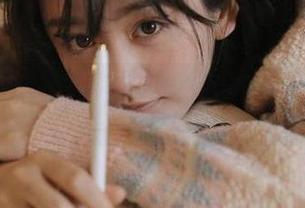 丽柜 – 探索轩轩的定制圣诞节写真，创造属于你的节日奇妙时刻！.txt