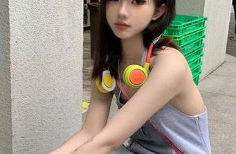 克拉女神 – 汤怡少女写真图集分享，唤醒内心深处的纯真记忆.txt