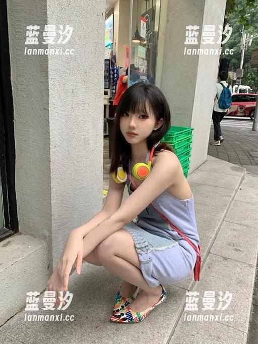 克拉女神 - 汤怡少女写真图集分享，唤醒内心深处的纯真记忆.txt