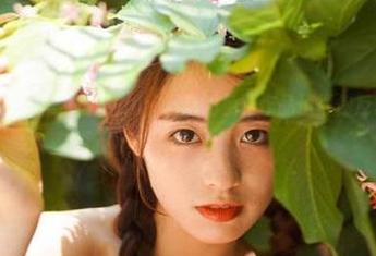 克拉女神 – 黑白写真新风尚：舒彤的免费作品值得你反复欣赏与收藏！.txt