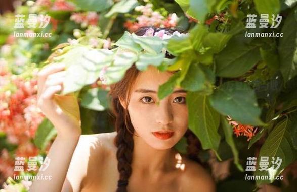 克拉女神 - 黑白写真新风尚：舒彤的免费作品值得你反复欣赏与收藏！.txt