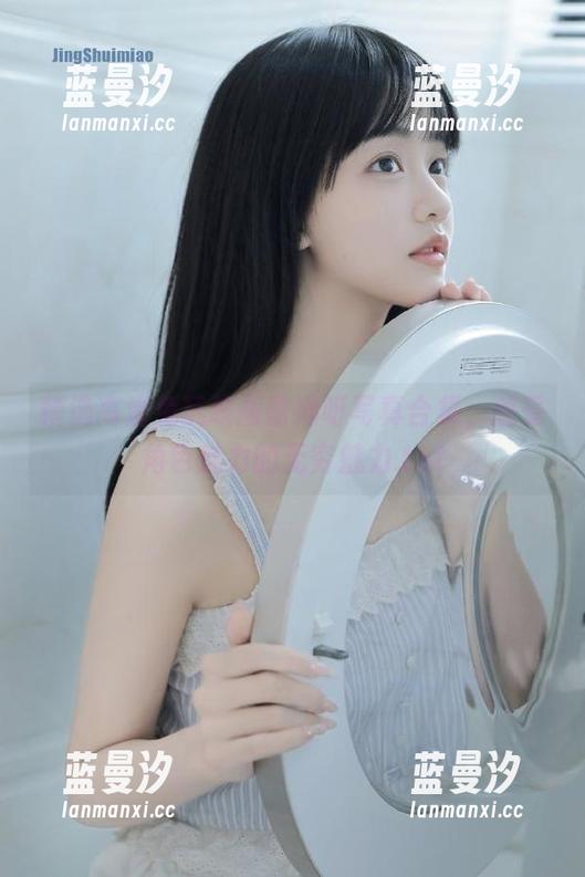 精选高清兔玩映画蕾姆呀写真合集，感受角色魅力的无穷魅力.txt