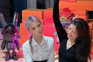 初夏女神 – 双双的户外图集惊艳来袭，超清下载资源与您共享自然之美的魅力！.txt
