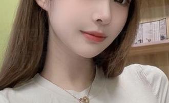 叉子宝宝双马尾透明女仆作品集：轻松下载，瞬间拥有可爱梦幻体验！.txt