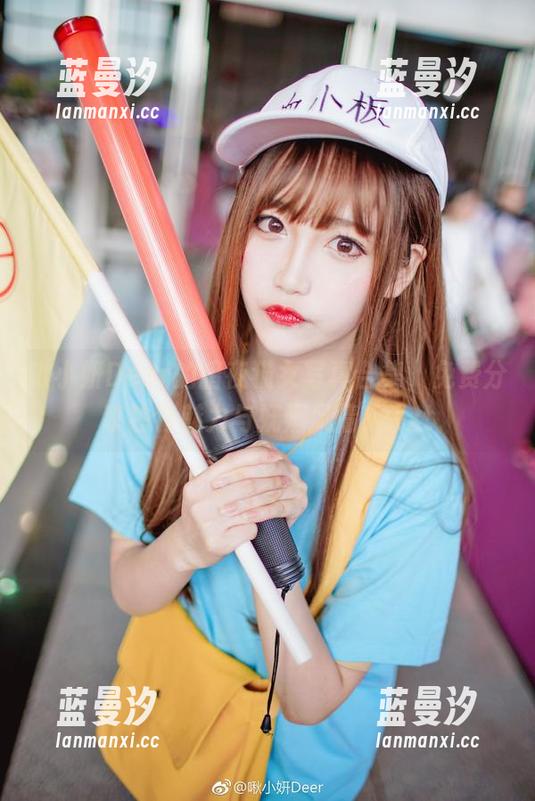 啾小妍Deer的暗夜猫女写真合集，免费分享独特魅力与妩媚风情！.txt