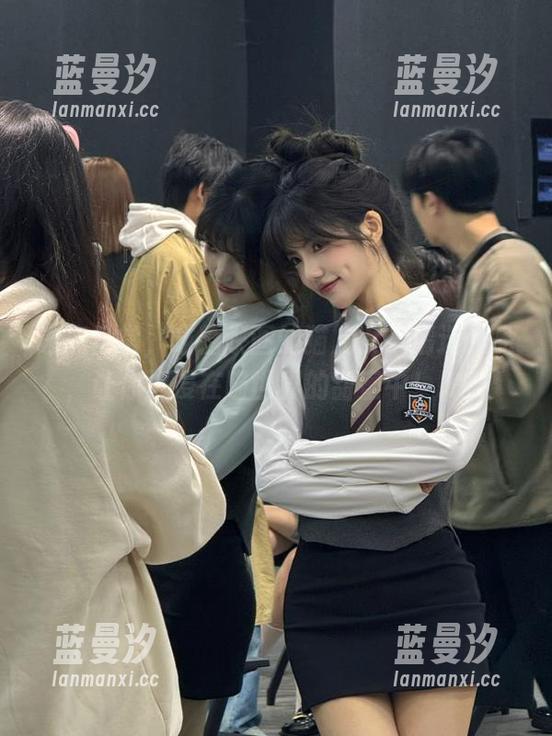 逃离日常，喵糖映画的猫儿女友精选作品，让你沉浸在喵世界的甜蜜中！.txt