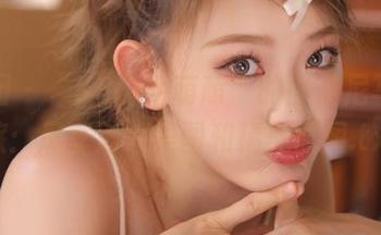 嗲囡囡 – “K8傲娇萌萌”的比基尼写真之旅：尽享清凉美图和精美原图.txt