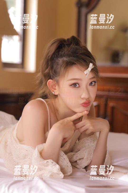 嗲囡囡 - “K8傲娇萌萌”的比基尼写真之旅：尽享清凉美图和精美原图.txt