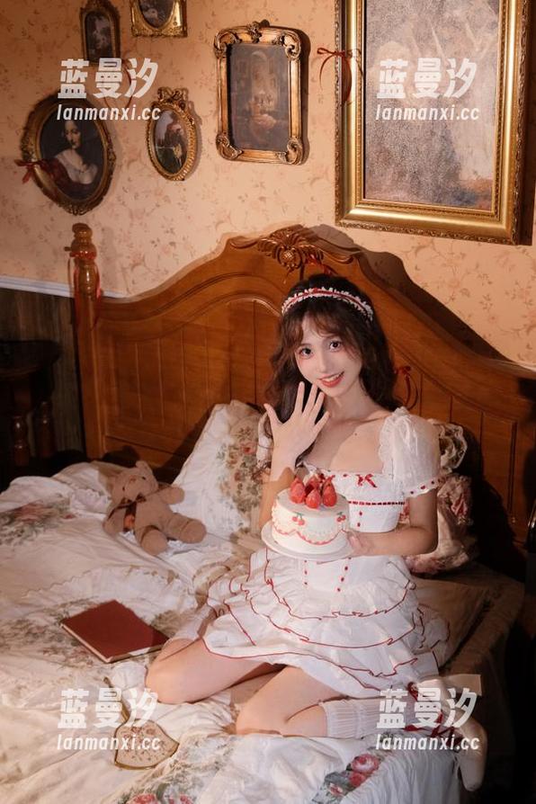 嗲囡囡 - 美图在线闪耀登场，PaPa妈咪妹妹如梦似幻的写真作品为你打开一扇新世界的大门！.txt