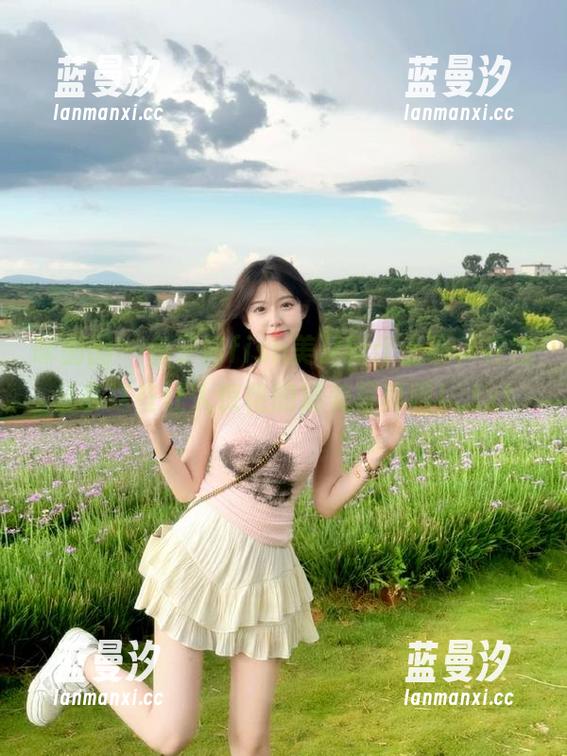 嗲囡囡 - 鱼子酱fish美足新作上线，在线分享这些让人惊艳的精美写真吧！.txt