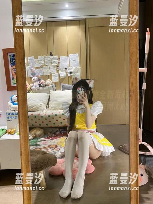 大生模拍 - 漫语礼服作品集全新发布：下载精美摄影，捕捉每个瞬间.txt
