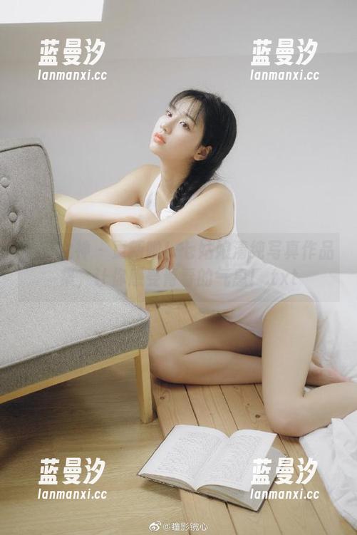 头条女神 - 更新啦！七姑娘清纯写真作品集，让你感受青春的气息！.txt