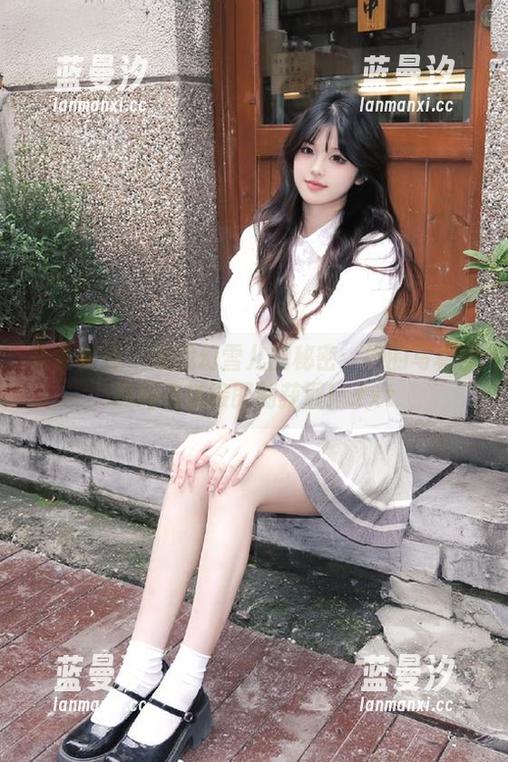 头条女神 - 寻找幻雪儿的秘密：她的写真作品网盘链接即刻获取！.txt