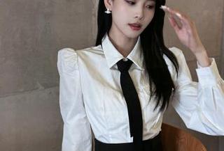 头条女神 – 洗净铅华，杨漫妮baby眼镜写真带来的壁纸灵感之旅.txt