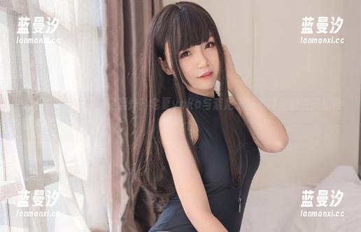 最新写真简直是视觉轰炸！宅夏yoko与索尼子赫斯提亚的完美结合.txt