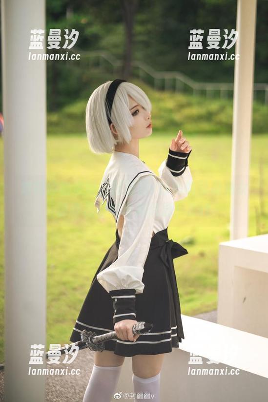 定制你的美好，封疆疆v打造的可畏兔女郎作品引领写真风潮！.txt