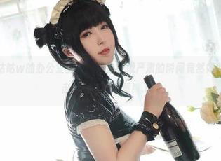 小容仔咕咕咕w的办公室全集：那些看似严肃的瞬间竟然如此搞笑，点击原图一探究竟！.txt