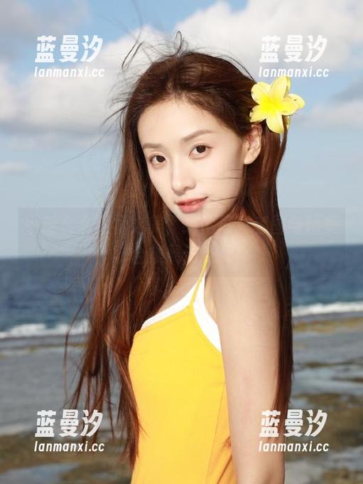 小瑶幺幺短裙之美，绝伦写真套图与精美合集展现.txt