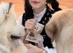 少女秩序 – 趣味无限！小葵肉丝写真合集，带你领略她的俏皮和优雅照片.txt
