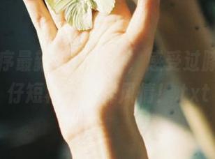少女秩序最新美图推出，感受过膝白丝牛仔短裙的别样风情！.txt