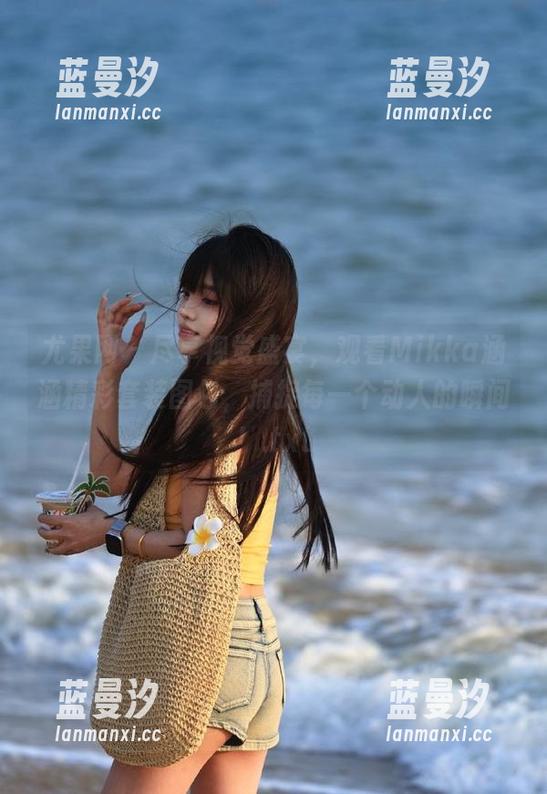 尤果网 - 尽享视觉盛宴，观看Mikka涵涵精彩套装图包，捕捉每一个动人的瞬间！.txt