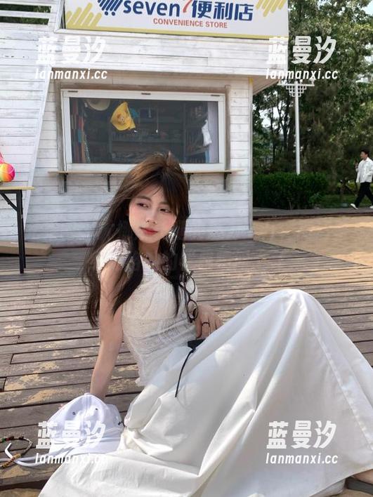 尤果网 - 尤娜娜长腿的魅力全开，高清壁纸定格她的优雅瞬间.txt