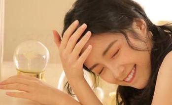 尤果网 – 毛COCO女友倾情呈现：极致美图与绝佳照片的完美结合.txt