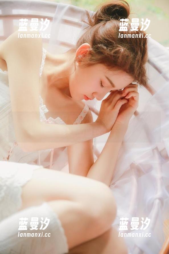 尤果网 - 王莹日常欢乐合集：时而搞笑时而感动的图包.txt