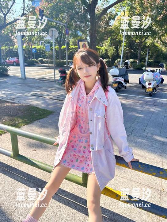 尤果网 - 增添风情的禅叽zankii高跟鞋写真合集：不可错过的精美图片体验.txt