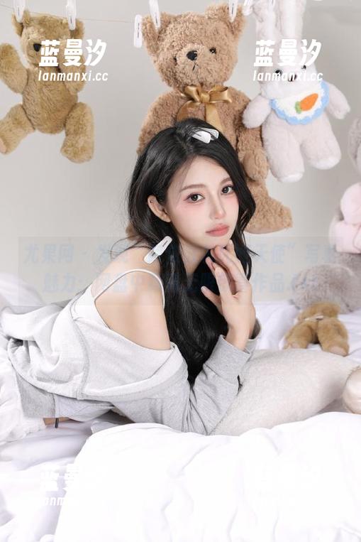 尤果网 - 发现“阿依努尔瓦娅天使”写真魅力：网盘中藏着无限惊喜作品.txt