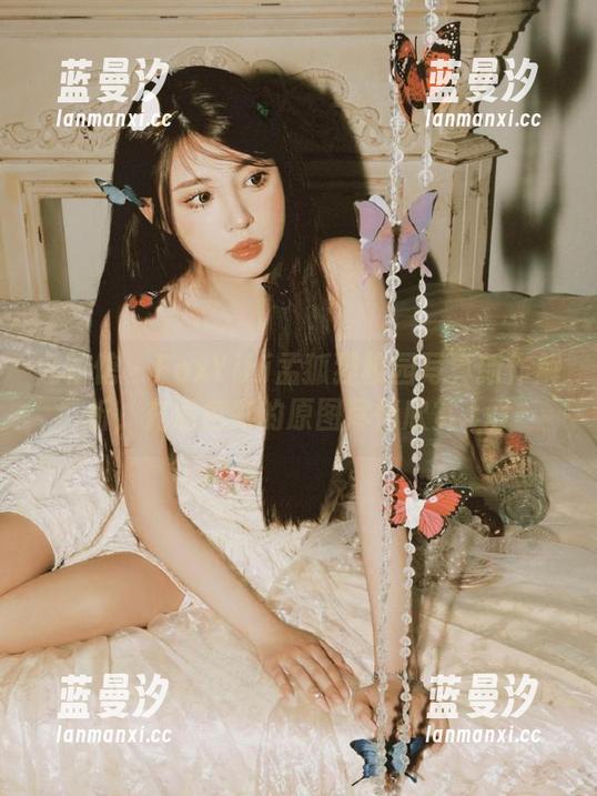 尤物馆 - FoxYini孟狐狸校园写真新作解析，充满色彩的原图尽情欣赏.txt
