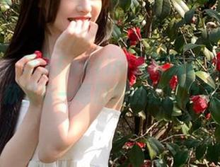 尤物馆 – 深入FoxYini孟狐狸修女写真世界，欣赏每一幅原图的细腻之美.txt