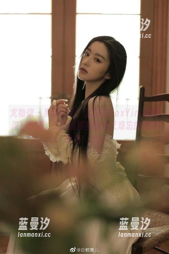 尤物馆 - 青春印记：孟狐狸FoxYini校服美图合集，记录着那些甜美又难忘的校园时光！.txt