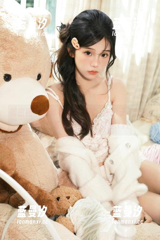 微密圈 - 连体衣魅力无限，左公子666最新图包写真带来视觉盛宴.txt