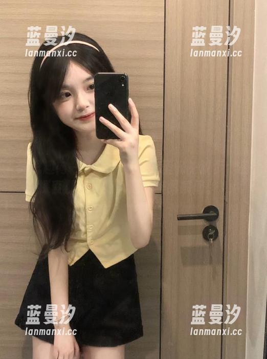 异思趣向 - 小六带你在无圣光的散步作品中探索那些不为人知的美丽瞬间。.txt