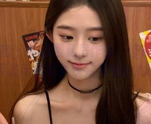 异思趣向 – 体操服私房作品：诗琪的灵动姿态与柔美曲线完美结合.txt