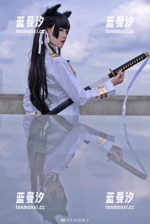 星黛鹿鹿i：纯白作品背后的网盘故事，笑到最后的是谁？.txt