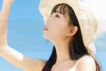 微密圈 – 私拍写真新风潮，是小逗逗黑丝玉足完美演绎魅惑与优雅.txt
